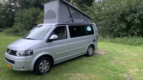 Nomaatje – 4p Volkswagen bus from 2014