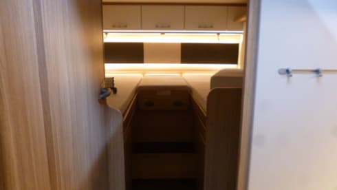 Billy – Hymer Carado with length beds, very suitable for tall people