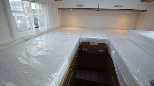 Carado V337 – Experience the freedom! (built in 2021) Compact and luxurious with all options and 2 beds