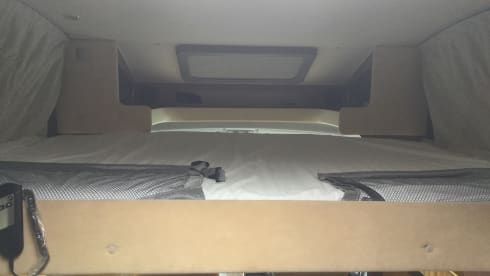 Luxurious spacious Burstner with 2 twin beds