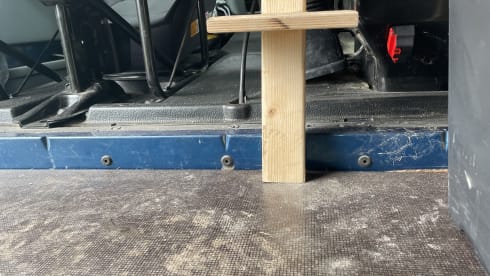 Peggy Blue – 3 berth Ford campervan conversion