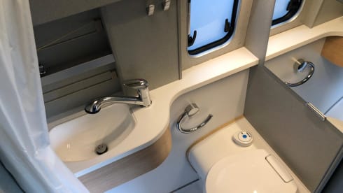 HYMER Free 600S AUTOMATIC Pop-Up