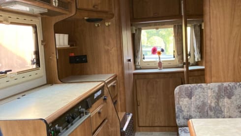 4p Hymer integrated from 1990