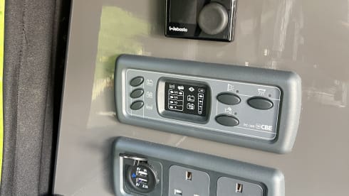 Ruby – 4 Berth T6! CarPlay/Cruise Control/Kitchen