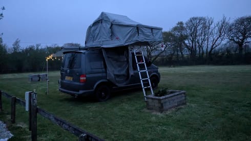 Blu – Dog Friendly CamperVan 