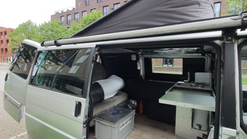VW – Volkswagen Transporter T4 2.5 Tdi (4 belts)