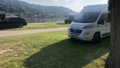 Autobus Hymer a 4 posti del 2017
