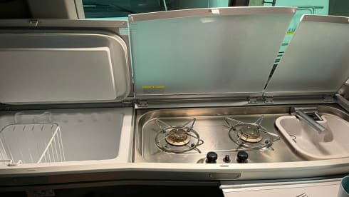 Grijze VW California – Brand new VW California T6 Camperbus from 2021. Possibly with motor trailer.