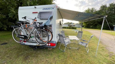 KarFlash – Nice family camper. Your home on vacation!