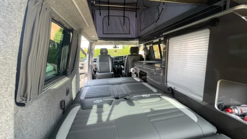 STEEVAN – 2021 Volkswagen campervan 