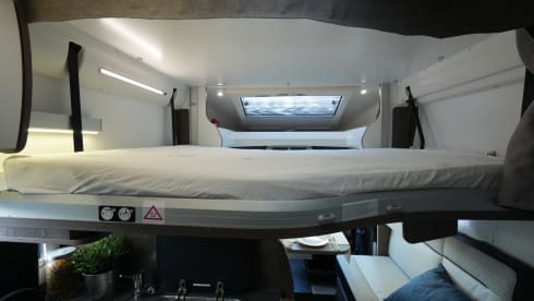 Brand new Benimar 463 from 2024