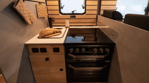 Jura – Elddis Whirlwind GT 74DI (modello 2027), 4 posti letto