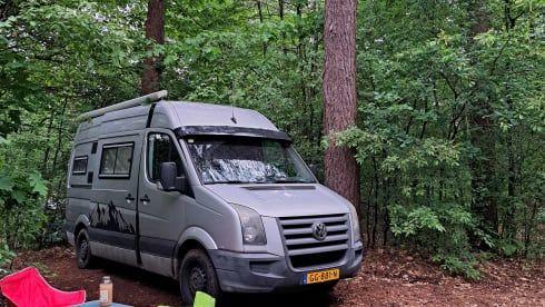 Donna – Adventurous 2p (+2 in tent) Volkswagen bus from 2015