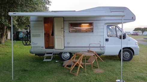 Hummer 2  – Nice Hymer camper for new adventures.