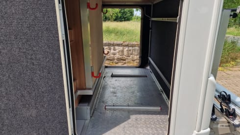 4-seater Knaus integrated from 2012