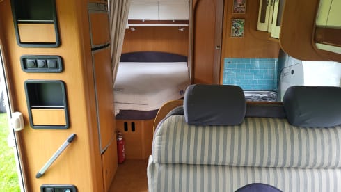 4p Dethleffs semi-integrated uit 2007