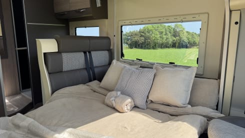 Geräumiges Wohnmobil mit 4 Schlafplätzen – unter 7 m