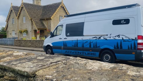 Wilson – Mercedes-Benz Wohnmobil mit 2 Schlafplätzen aus dem Jahr 2008