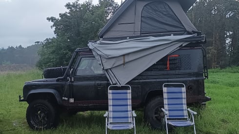 2p Land Rover rooftop from 2001