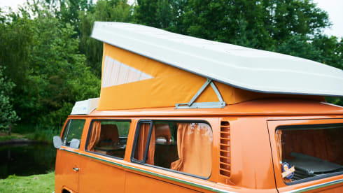 Bus Parijs – Volkswagen T2b, 1974