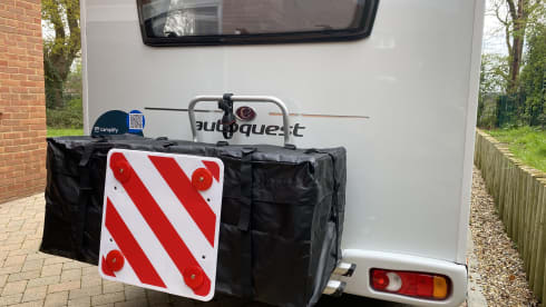 FUN BUS :0) – Large 6 berth Family Motorhome