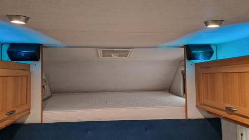 GianCarlo – Campervan rental for 6 people