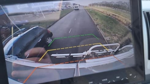 Luxe LMC buscamper voor twee met automaat en panoramadak
