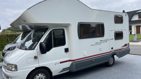 Cozy mobile home for 4 people! Quadrupeds allowed