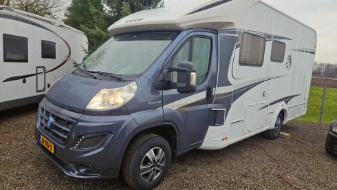 25 Year Edition – 4p Knaus semi-integrated uit 2014