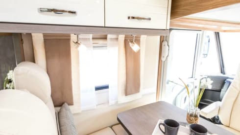 Da 4 a 5p Bürstner integrato dal 2016