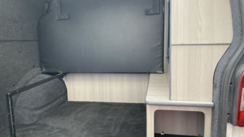 Milan the Van – 5 berth Volkswagen campervan
