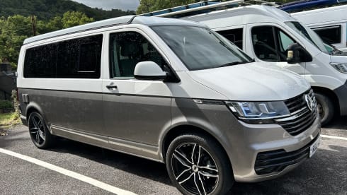 Aggi – AGGI DUB - VW (LWB) Camper with all your creature comforts- North Devon