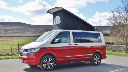 Frankie – Volkswagen Campervan mit 4 Schlafplätzen aus dem Jahr 2020