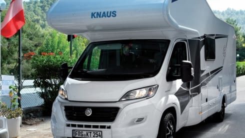 Johnny Bravo  – Alcôve Knaus pour 4 personnes à partir de 2021