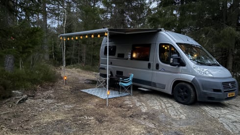 Nimbus 2009 – 3-person Pössl campervan from 2009