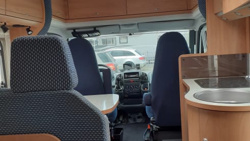 2p Fiat semi-integrated uit 2004
