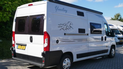 Mclouis 4 Menfys S-Line , 2 Sleeps / 4 Seats.