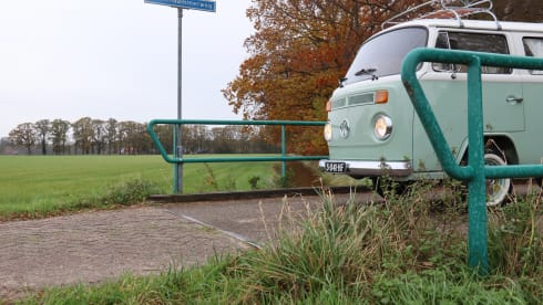 Lientje – Volkswagen T2 bus from 1990