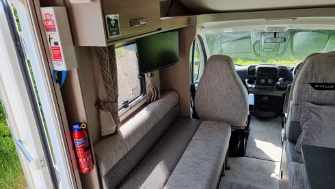 Ronnie – 6 berth Fiat Swift 486 from 2023