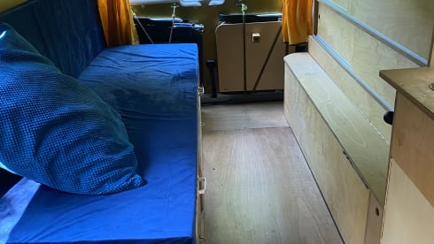 Miss Sunshine – Volkswagen campervan, extended model, 2 persons