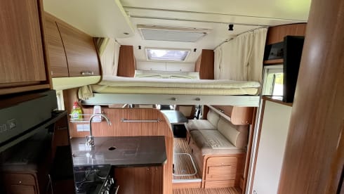 5 person Adria matrix 680 SP half integral camper