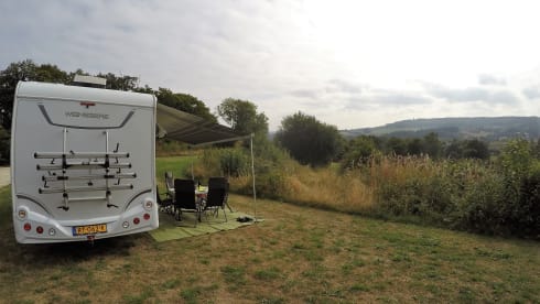Gemak - zekerheid en vrijheid – Giovane camper di lusso in affitto a Limburg per una famiglia attiva e avventurosa attiva
