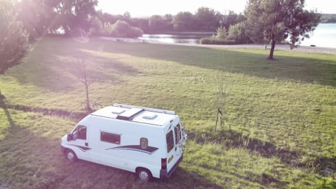 HÉÉRLIJKE Camper – YourAdventureFrom Fiat Ducato