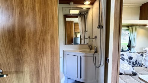 Molly – 6 berth Swift alcove from 2011