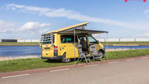 Sunny – 2p Volkswagen bus from 2015