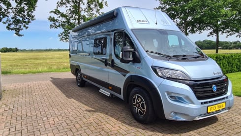 Knaus Boxstar – Beautiful 3/4 person bus camper