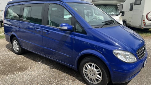 Blu – Mercedes Benz Viano Marco Polo 4 seats