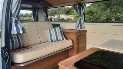 Bernard – Beautiful Campers 1972 VW Early Bay For Hire From Yorkshire