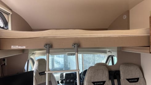 Edge 466 – Swift Edge, 6 Berth, 6 Seatbelts