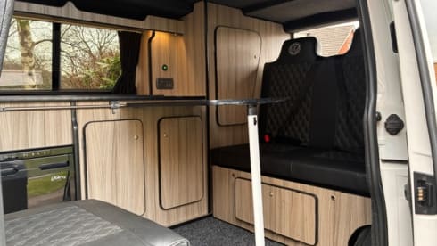 The Welsh Wanderer – 4 berth Volkswagen campervan from 2019